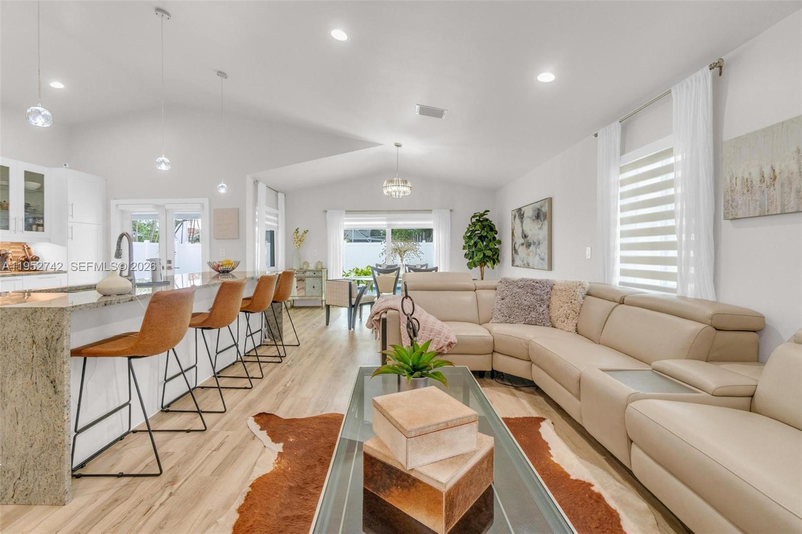 HOLIDAY SPRINGS VILLAGE S - Residential