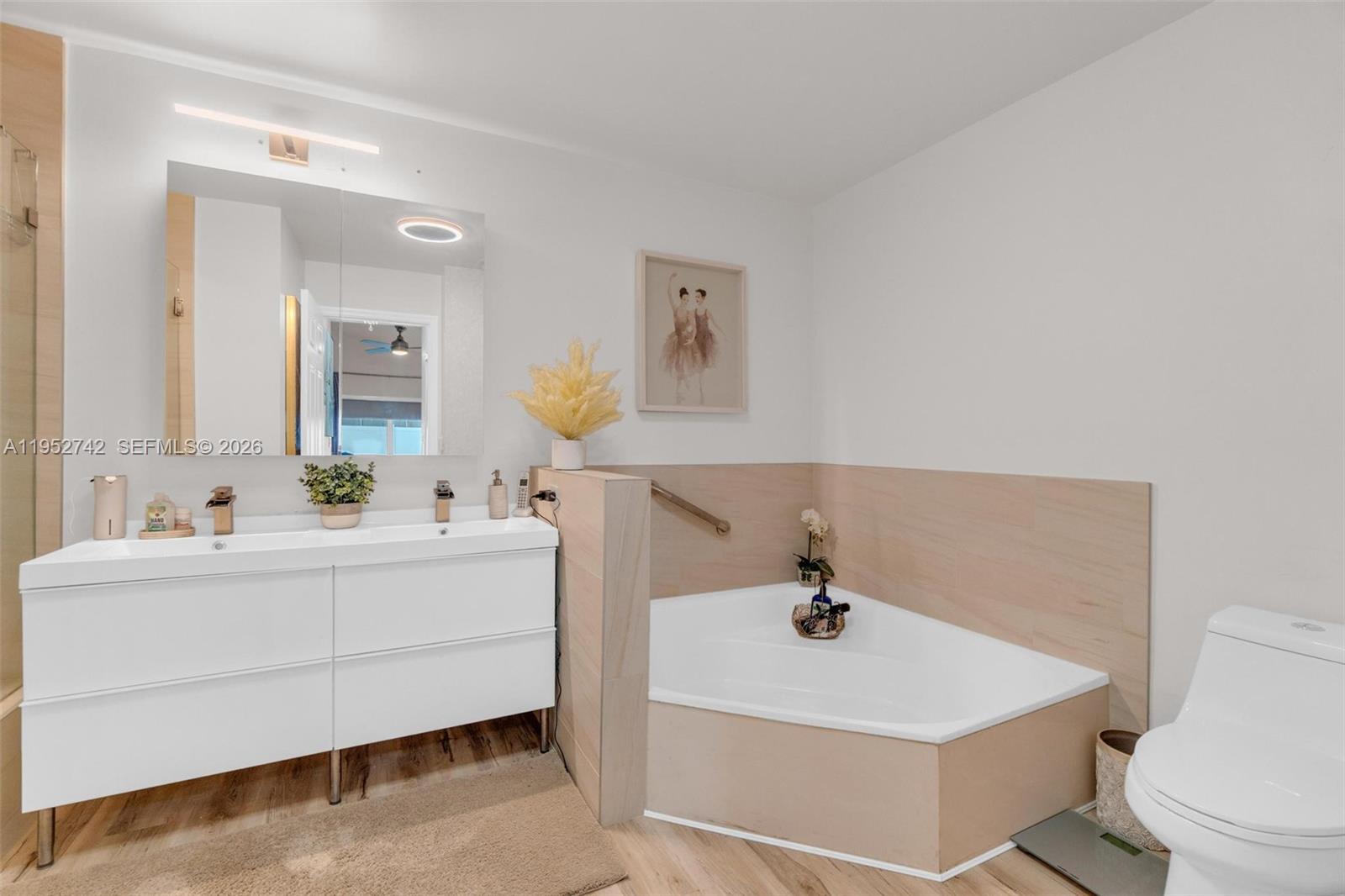 HOLIDAY SPRINGS VILLAGE S - Residential