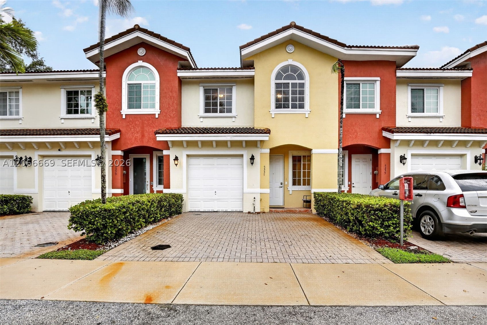 5337 SW 40th Ave 5337 - Image 1