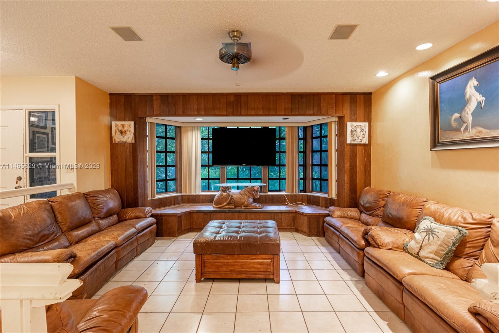 Horse Country - Residential