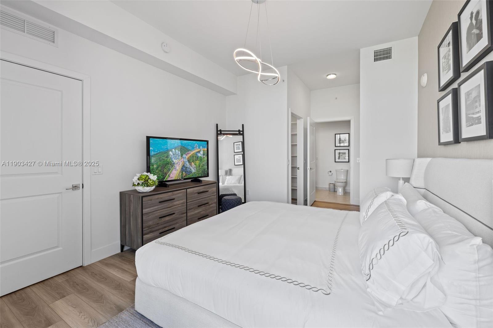 Slate Hallandale - Residential Lease