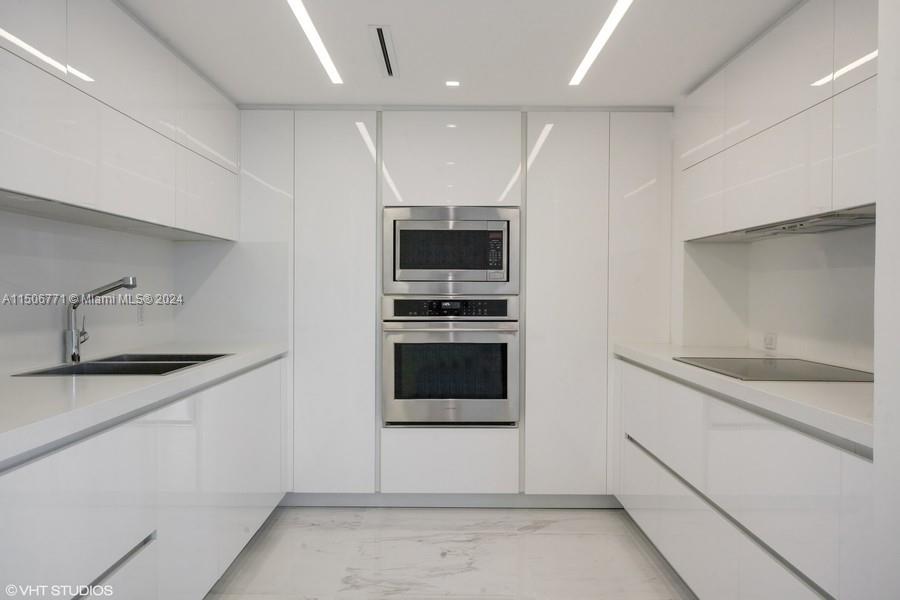 GROVE ISLE CONDO - Residential Lease