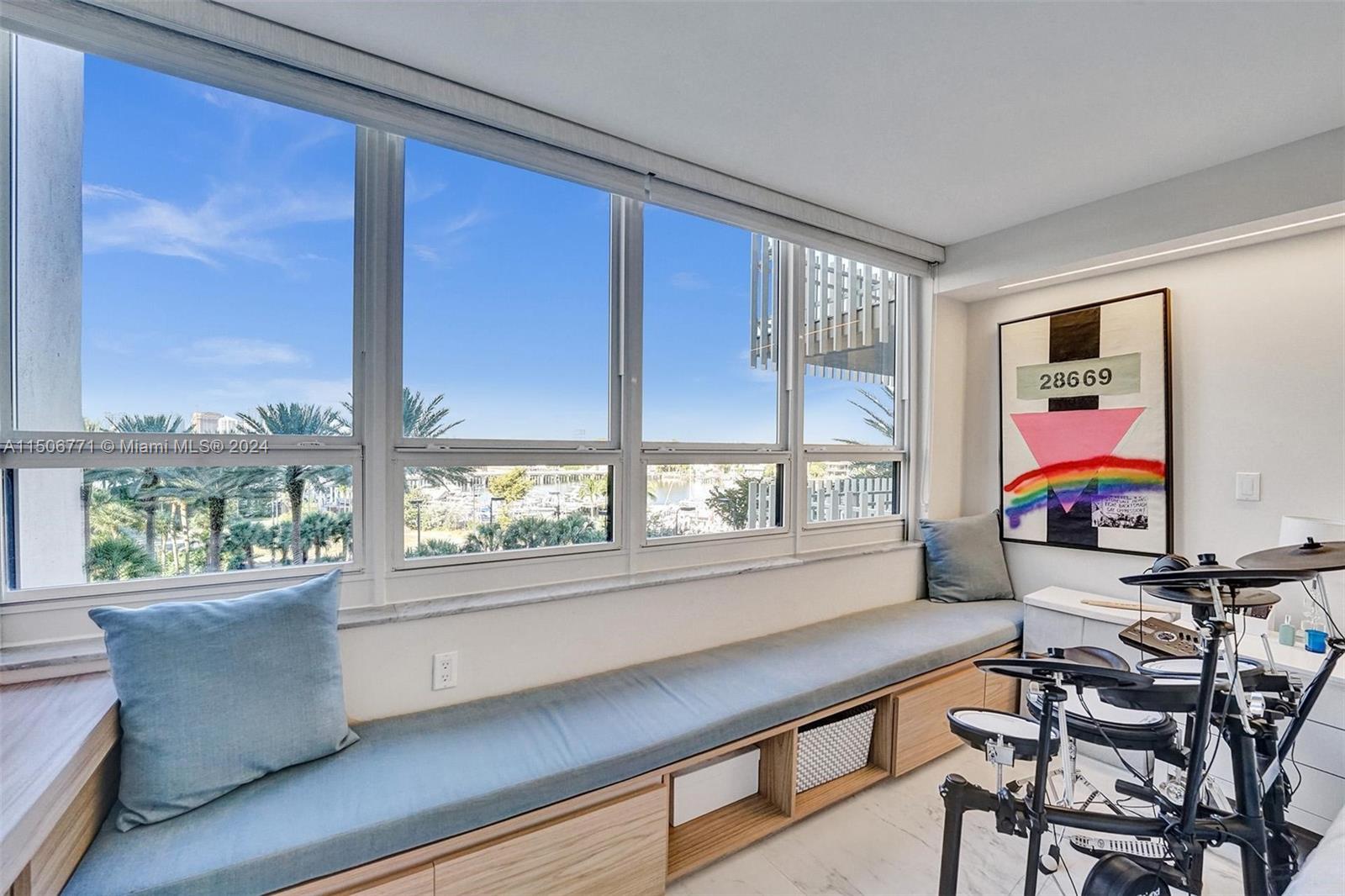 GROVE ISLE CONDO - Residential Lease