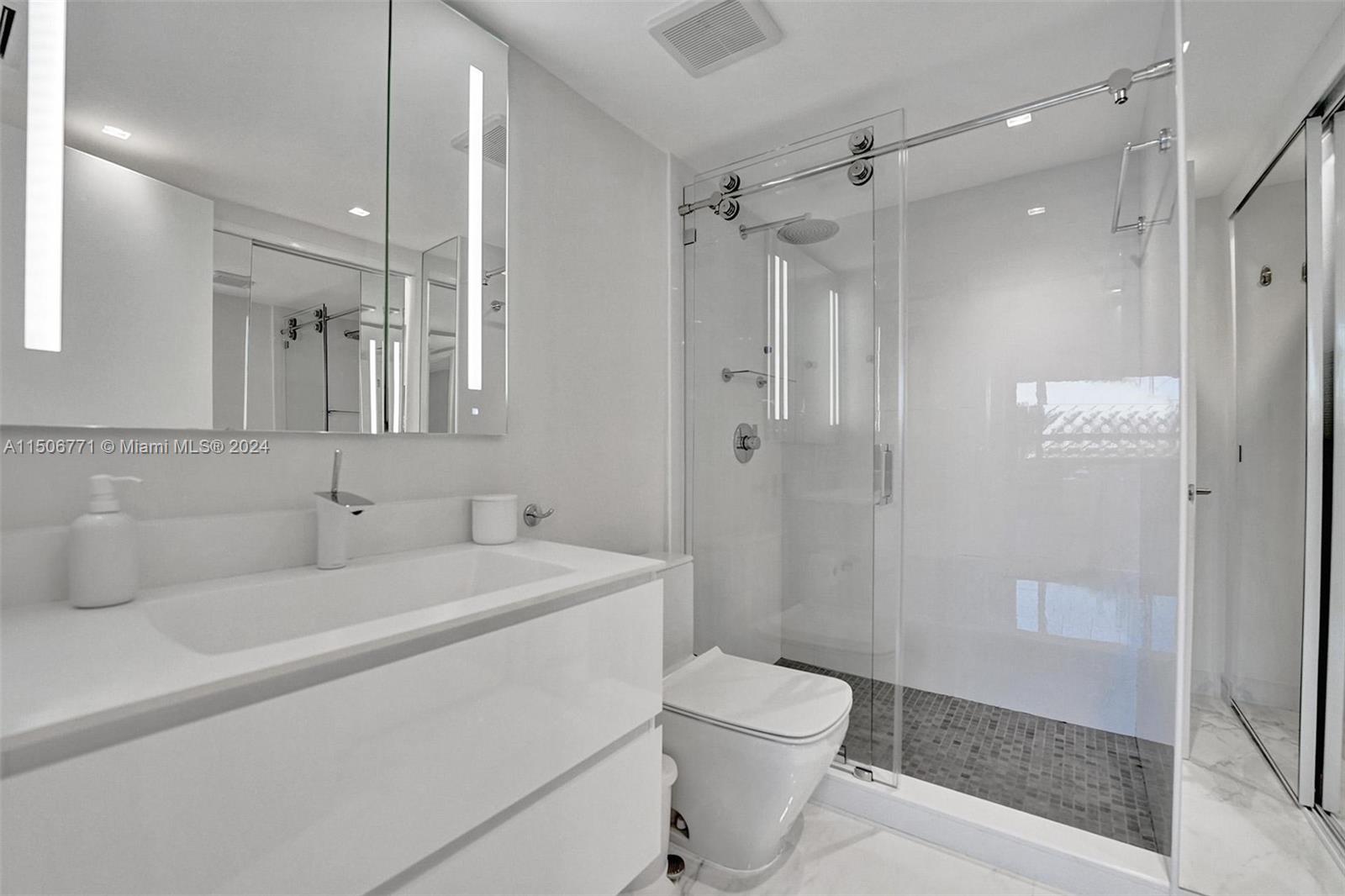 GROVE ISLE CONDO - Residential Lease