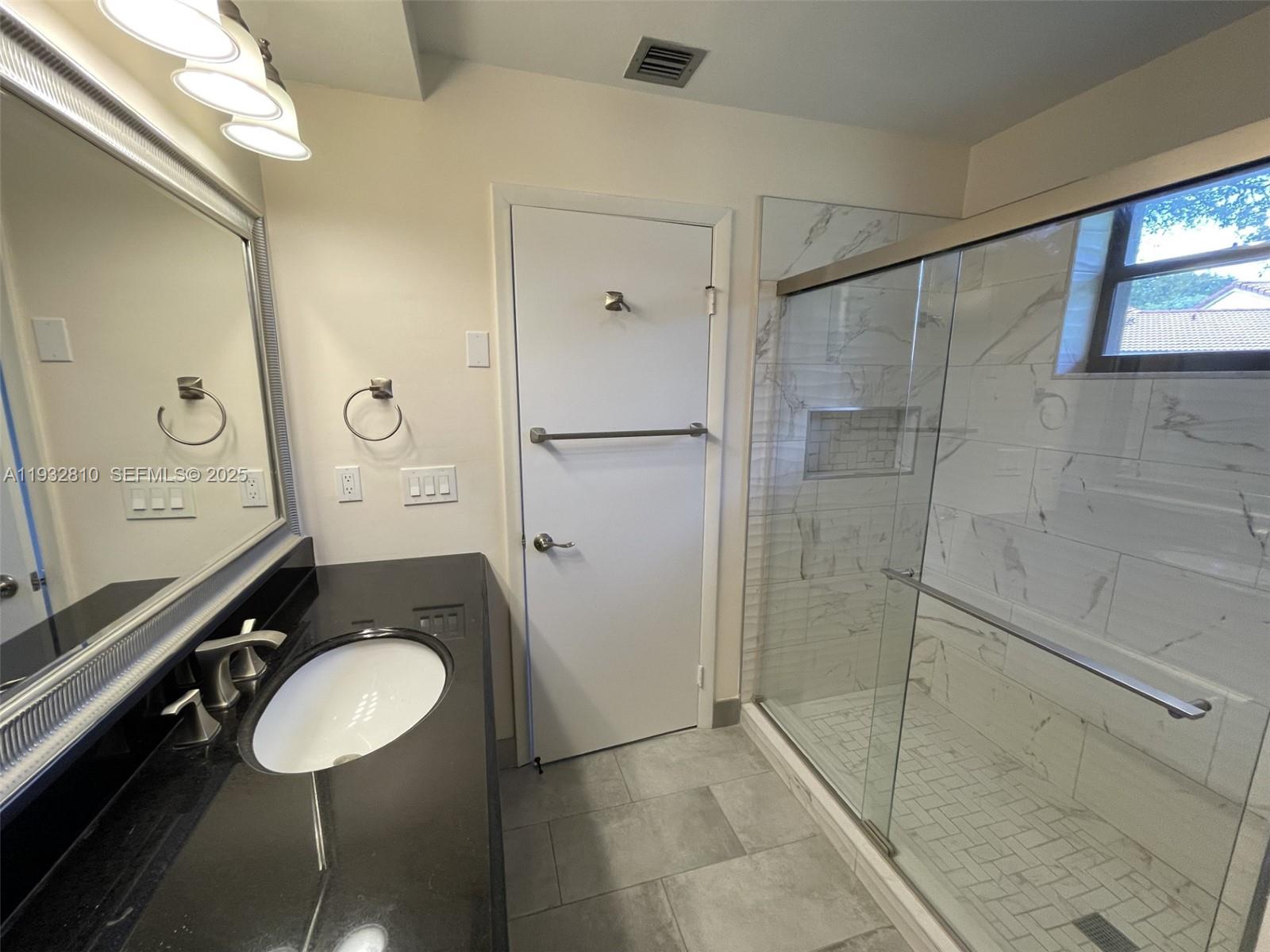 BONAVENTURE - Residential Lease