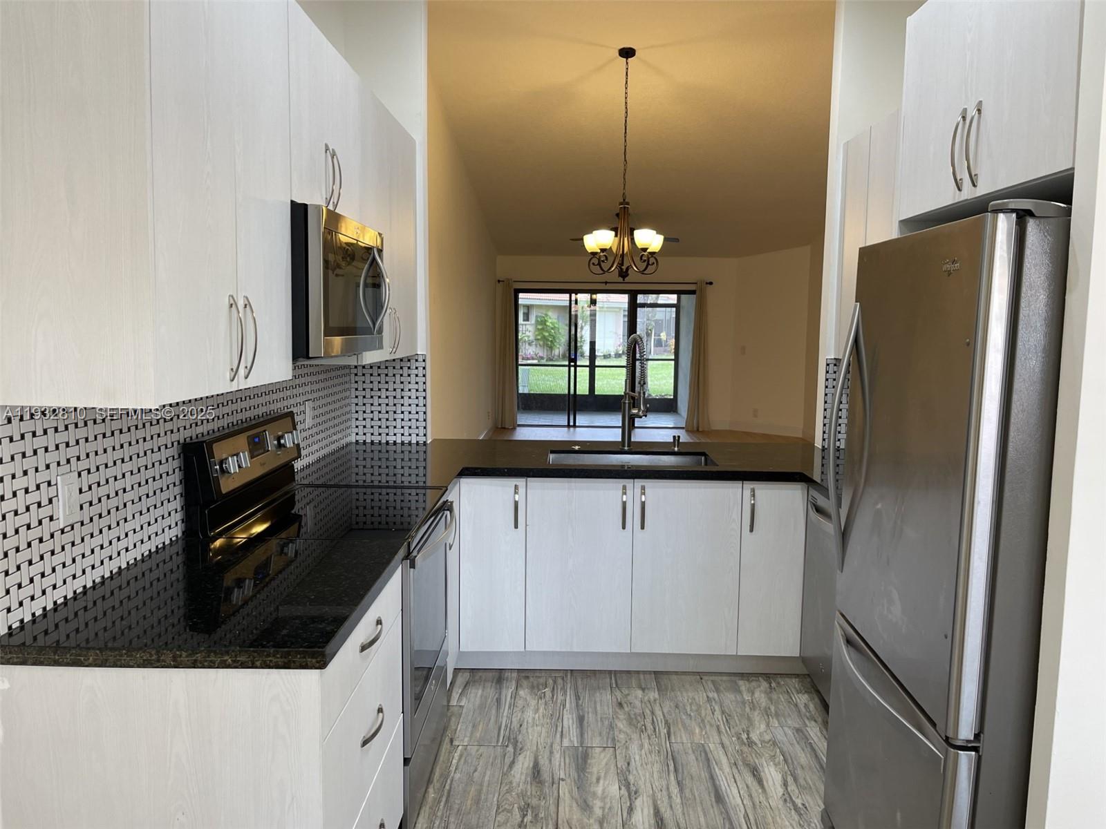 BONAVENTURE - Residential Lease