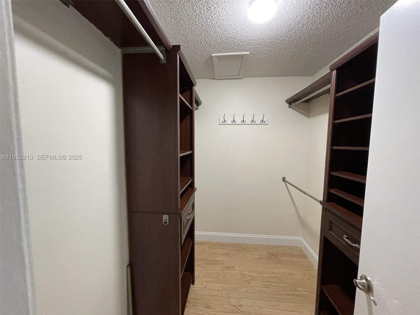 BONAVENTURE - Residential Lease