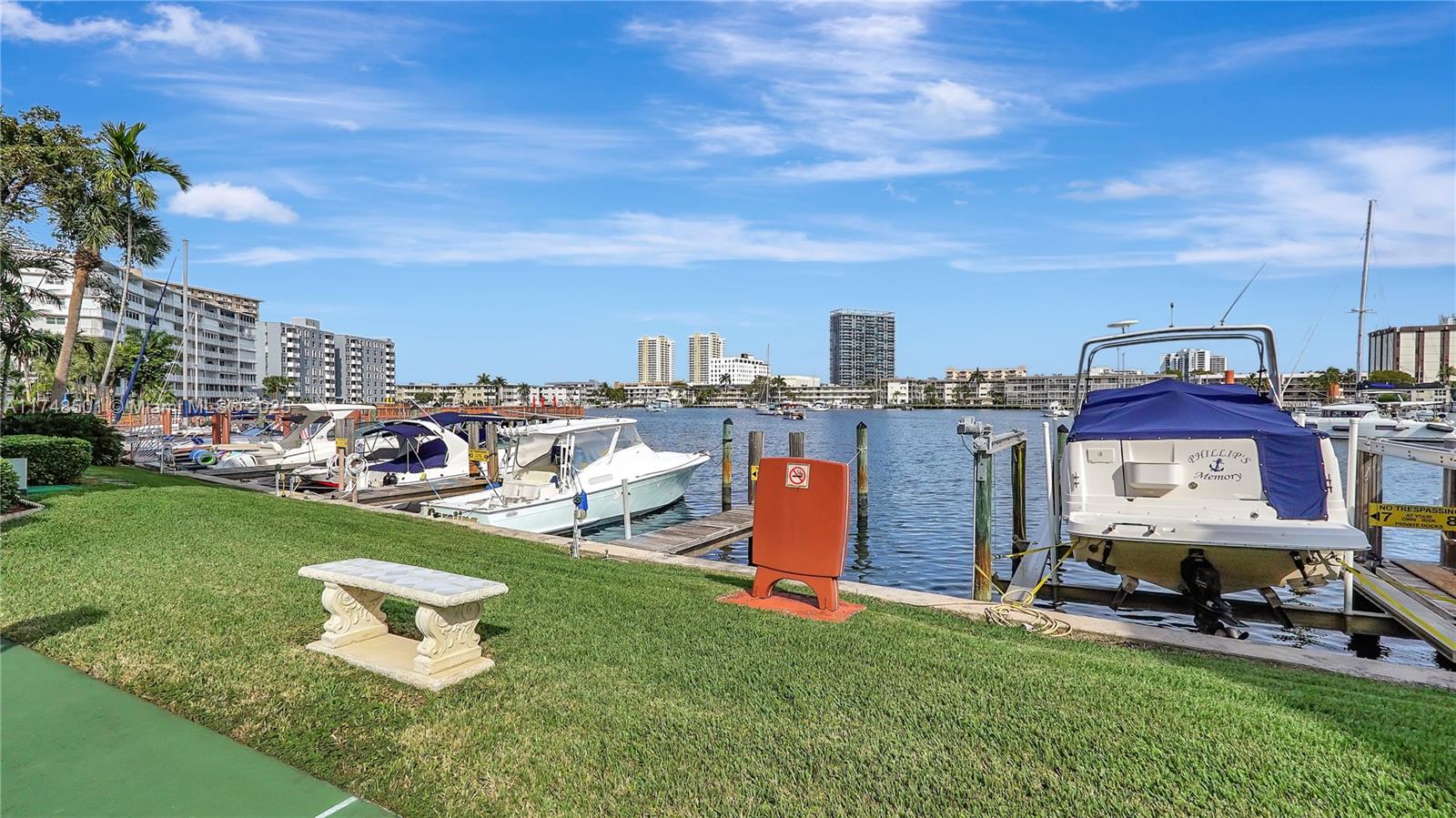 PARADISE HARBOUR APTS CO- - Residential