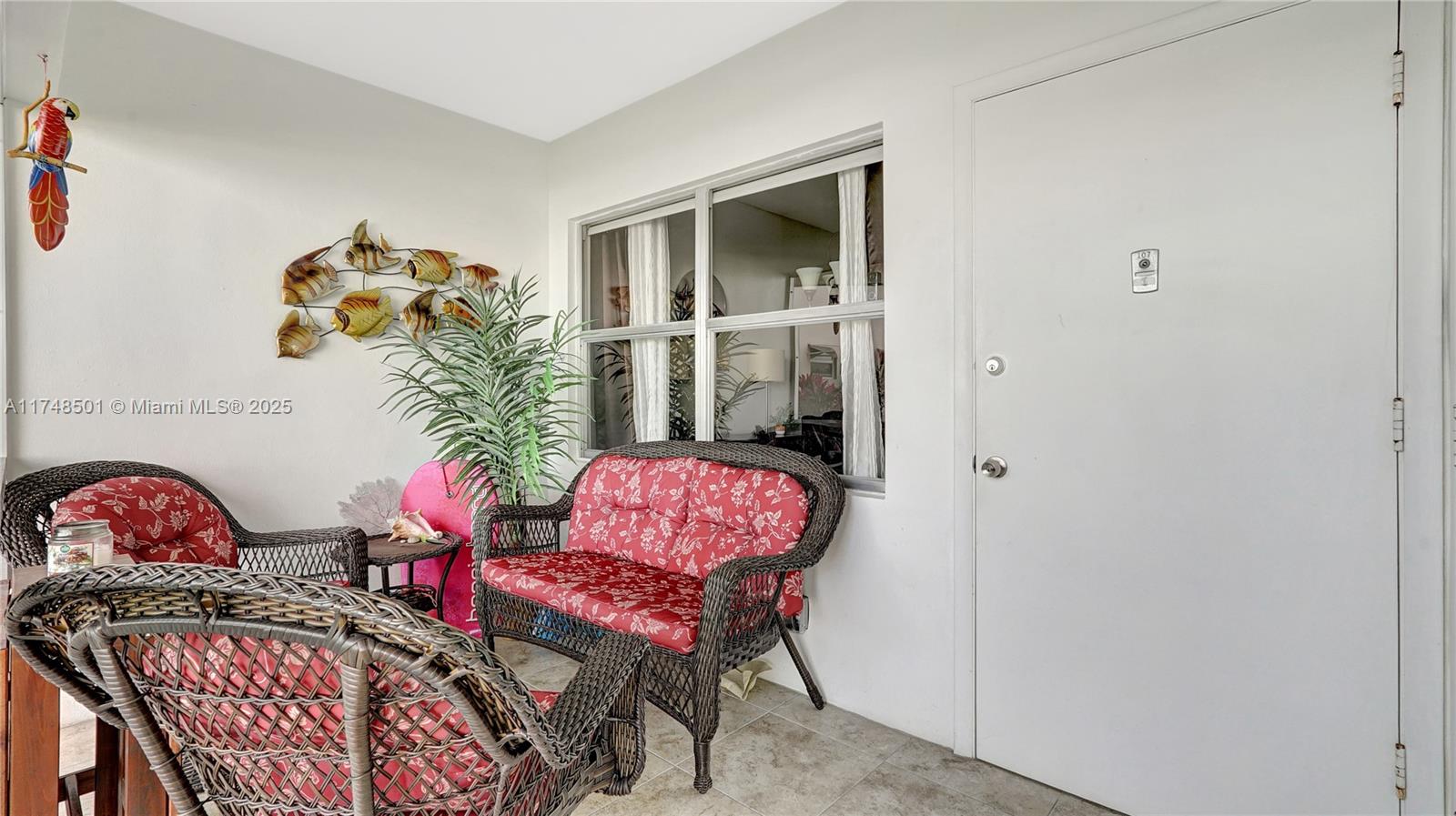 PARADISE HARBOUR APTS CO- - Residential
