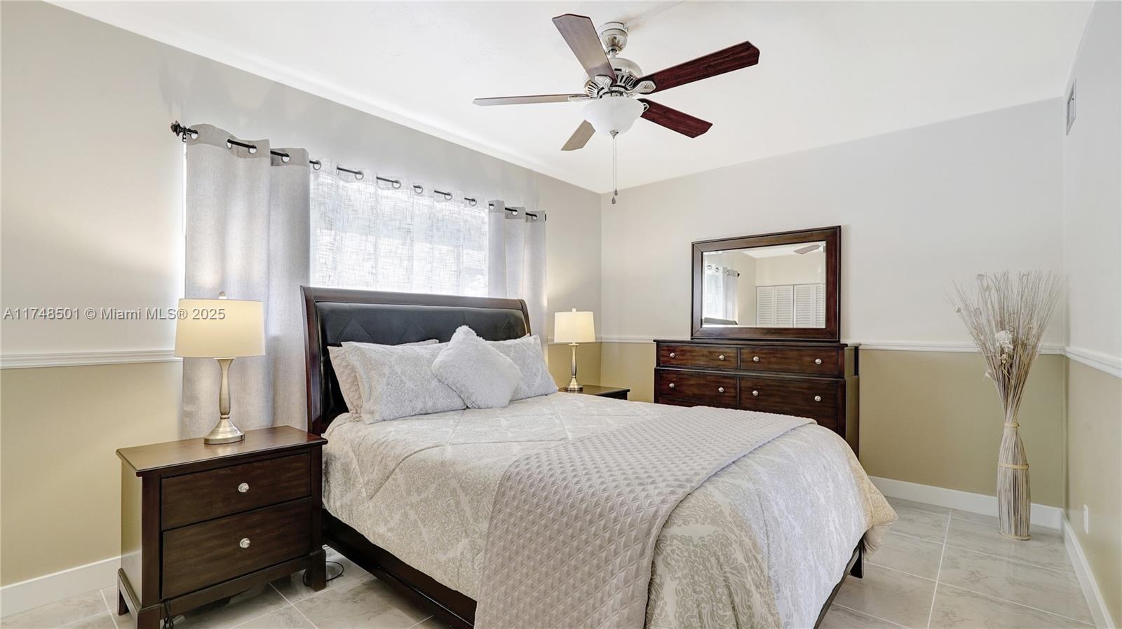 PARADISE HARBOUR APTS CO- - Residential