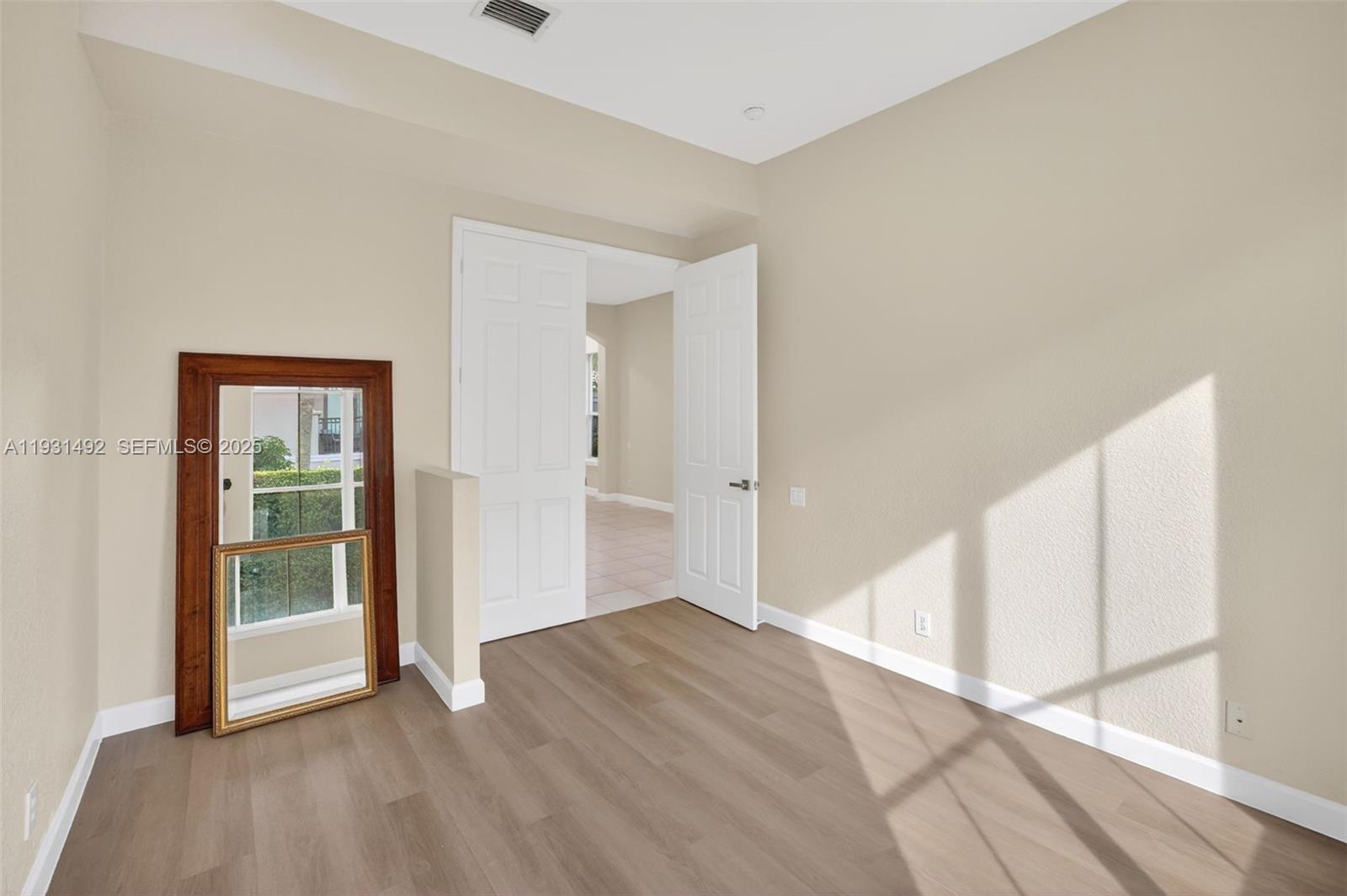 THREE ISLANDS 3RD SECTION - Residential Lease