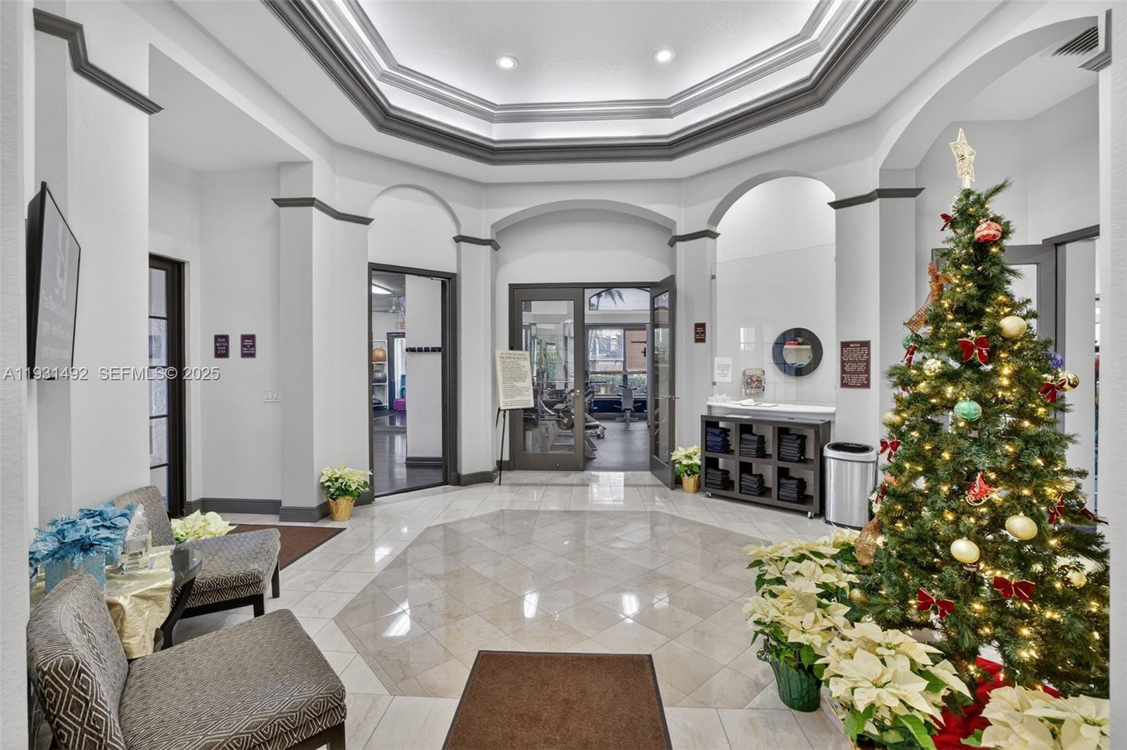 THREE ISLANDS 3RD SECTION - Residential Lease