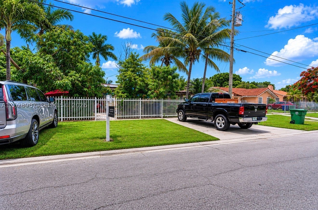 3315 NW 11th Ave