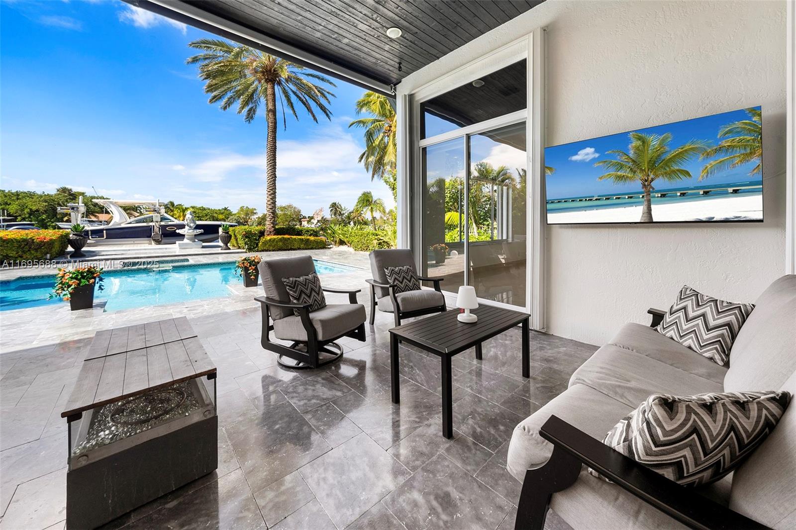 POMPANO BEACH PARK - Residential