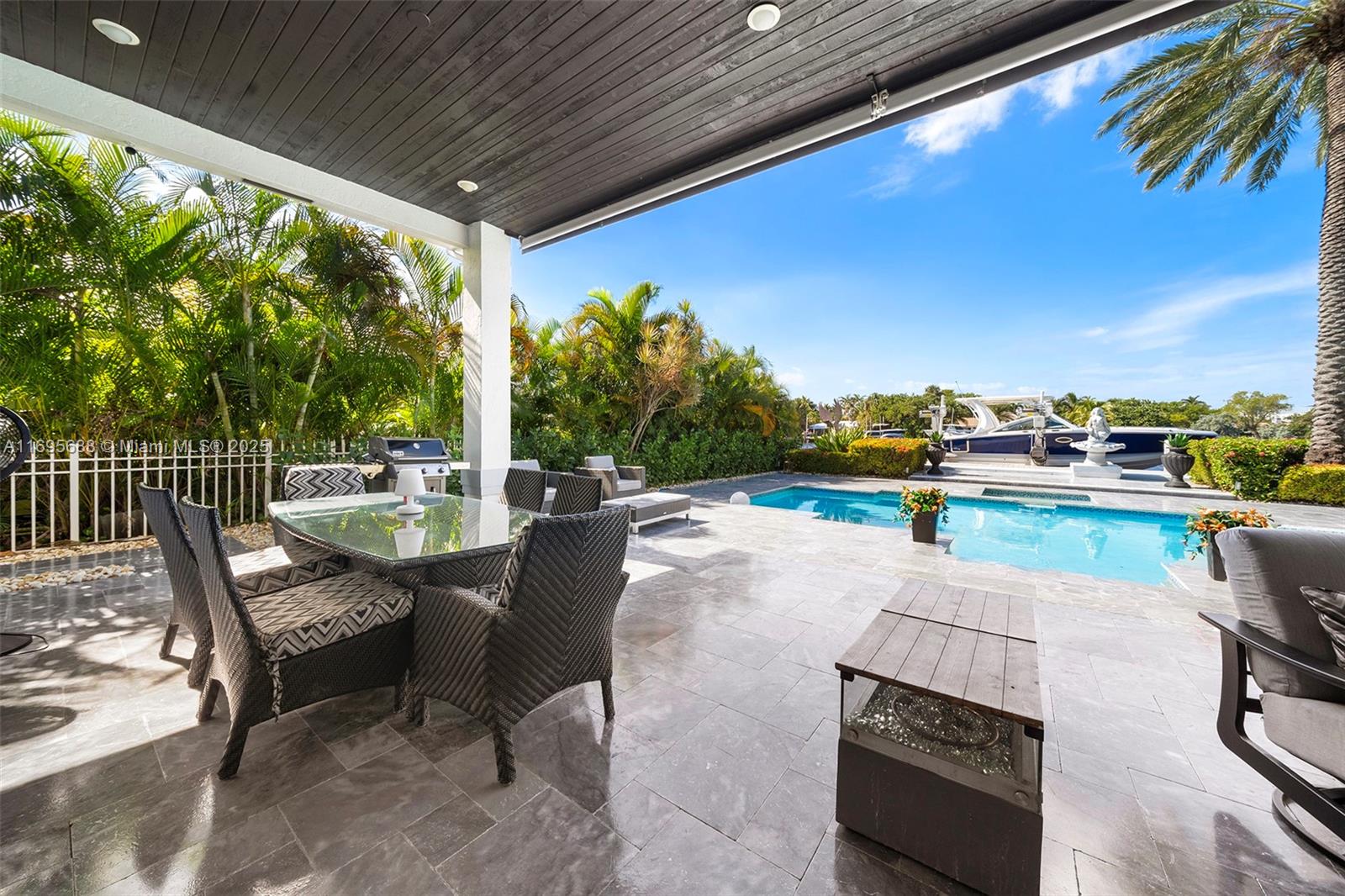 POMPANO BEACH PARK - Residential