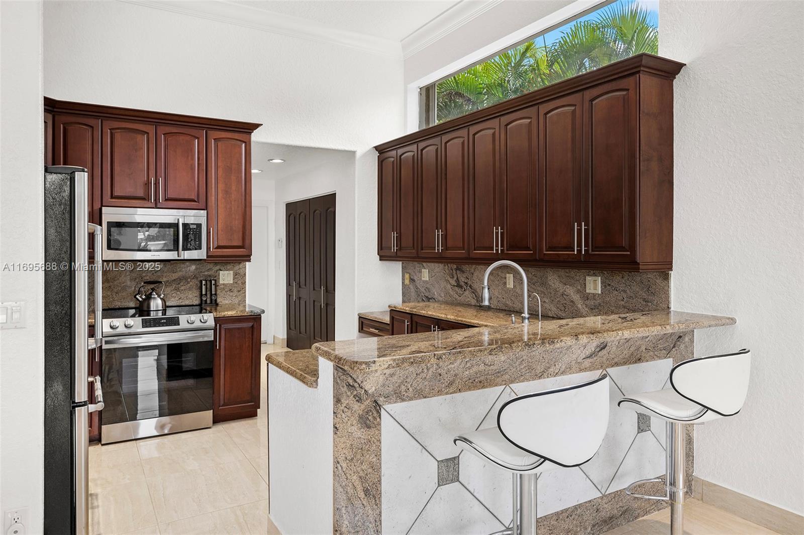 POMPANO BEACH PARK - Residential