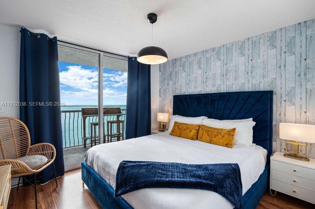 THE CLUB AT BRICKELL BAY - Residential