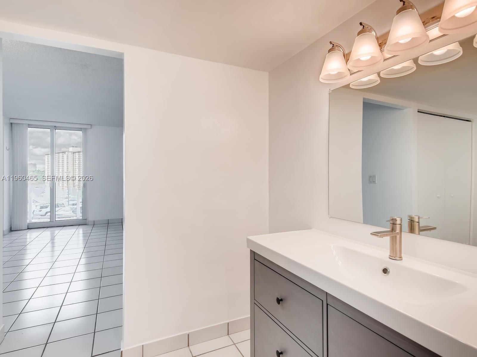 ARLEN HOUSE EAST CONDO - Residential