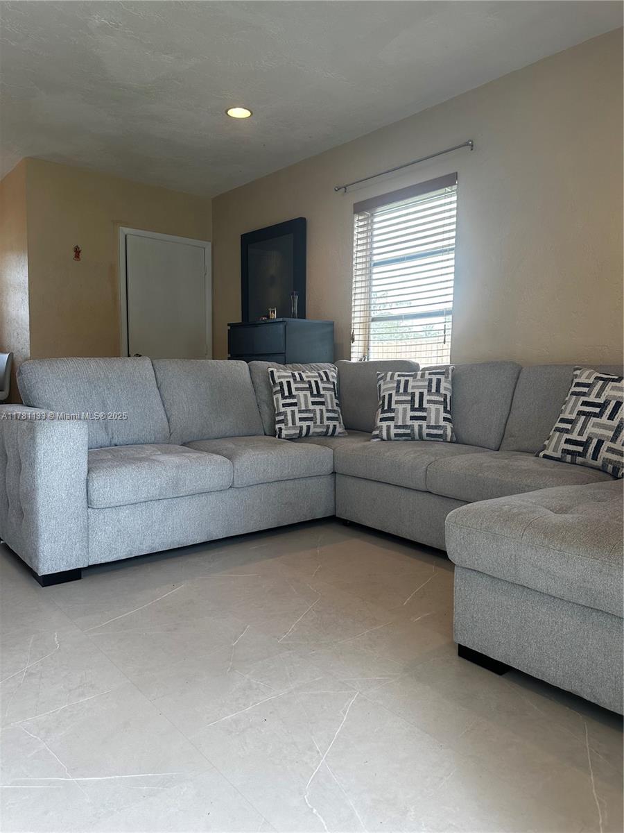 CENTRAL MIAMI PART 6 - Residential