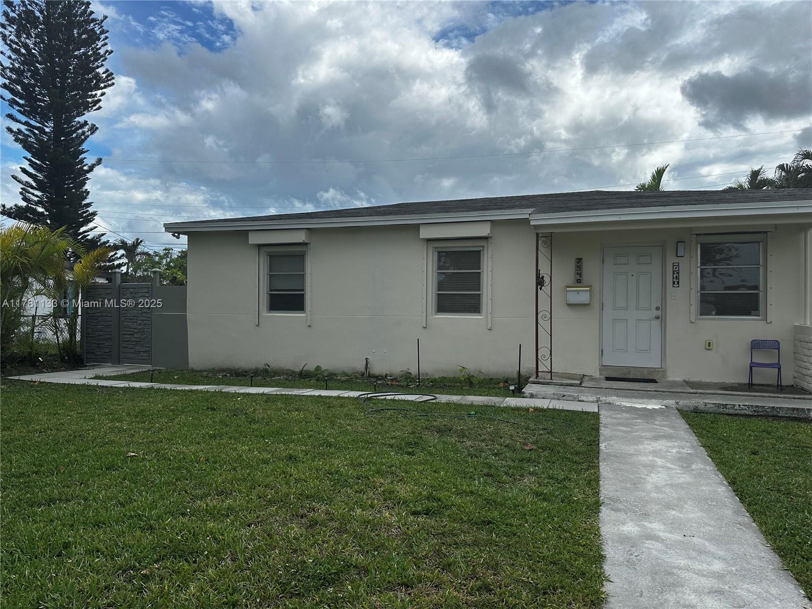 7540 SW 37th St