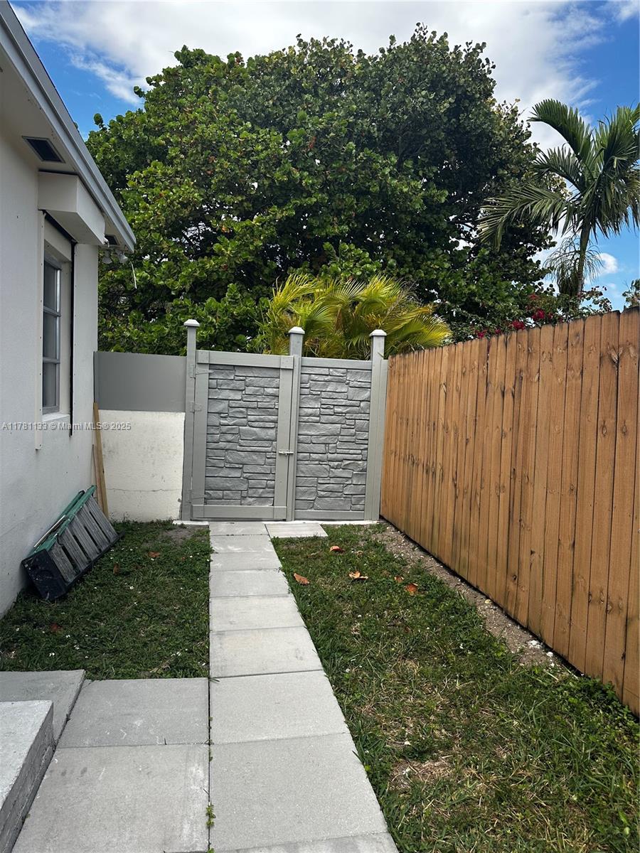 CENTRAL MIAMI PART 6 - Residential