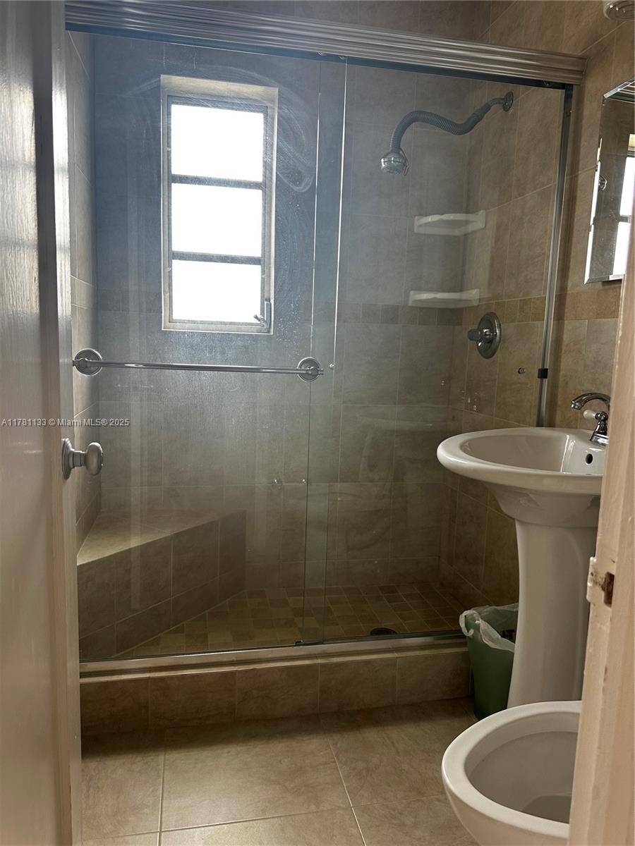 CENTRAL MIAMI PART 6 - Residential