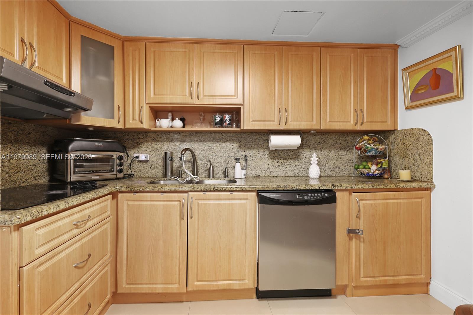 FOUR AMBASSADORS CONDO PH - Residential Lease