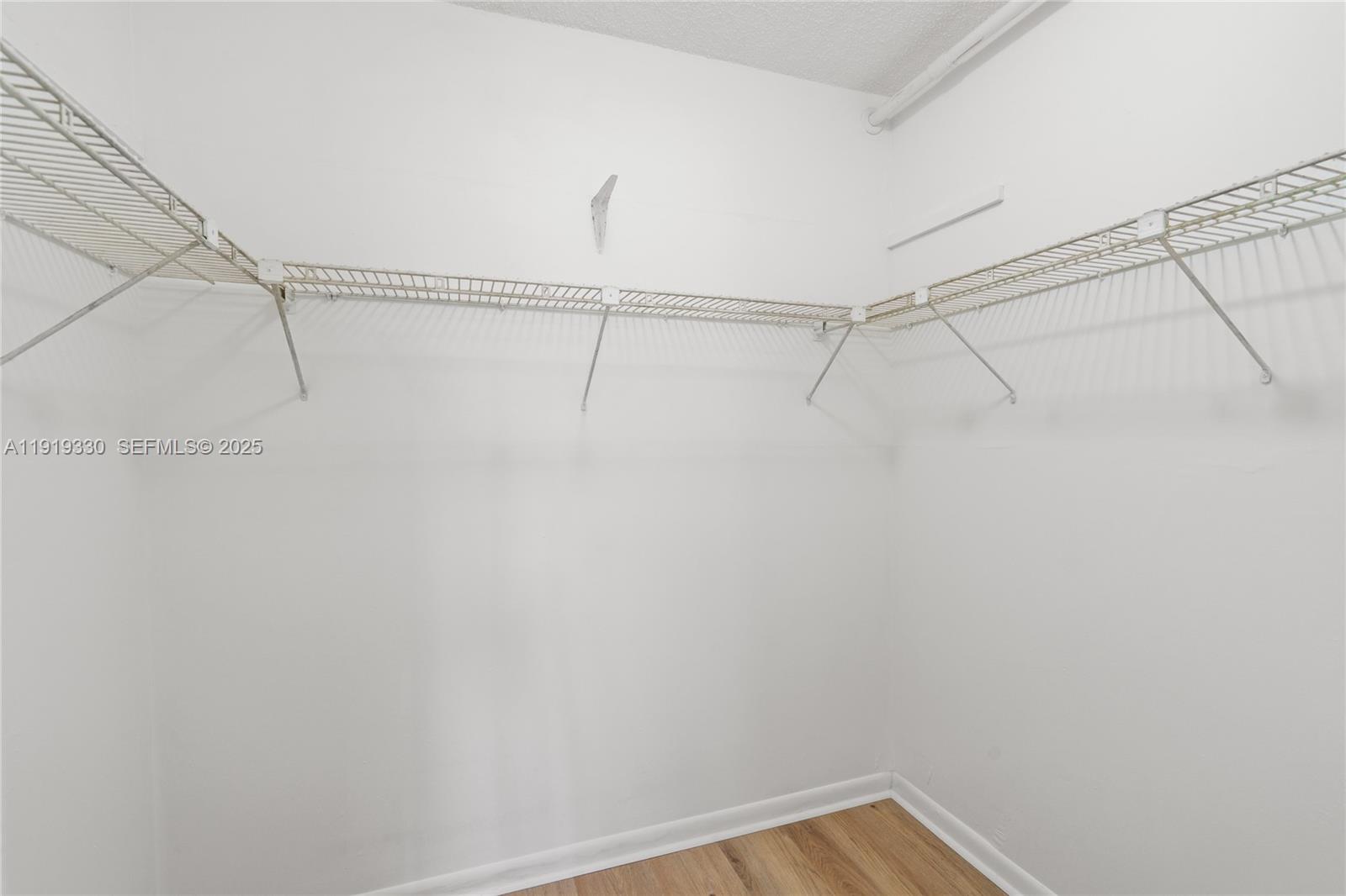 TOWER FORTY ONE CONDO - Residential Lease