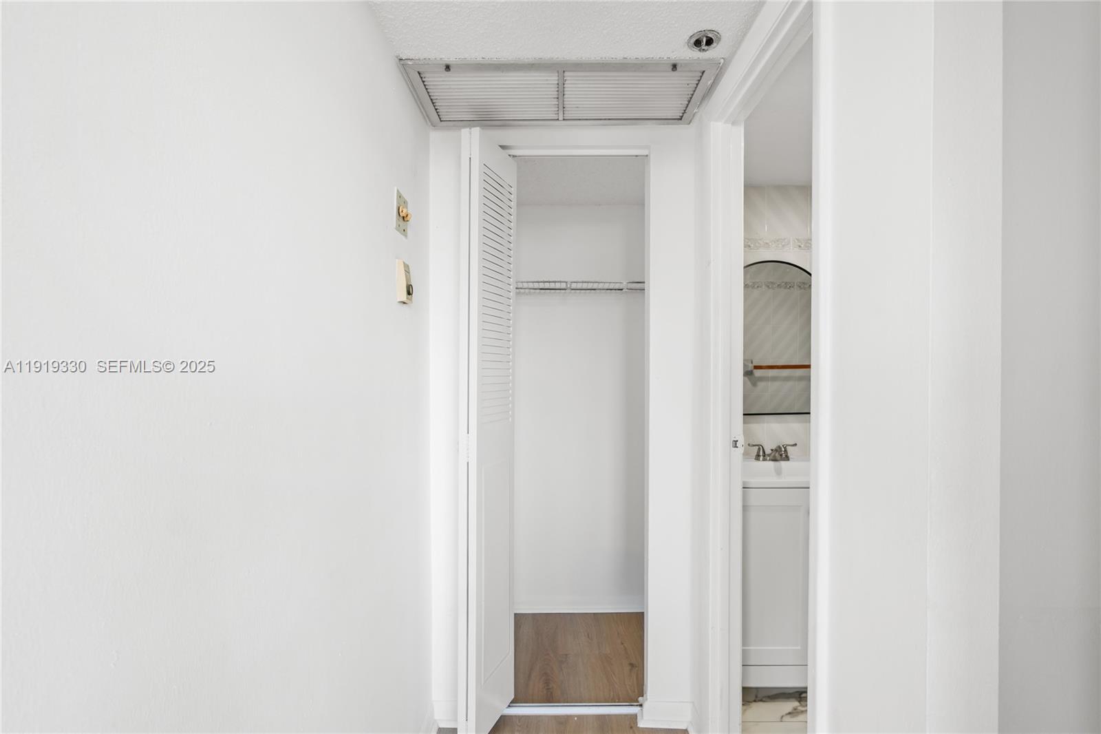 TOWER FORTY ONE CONDO - Residential Lease