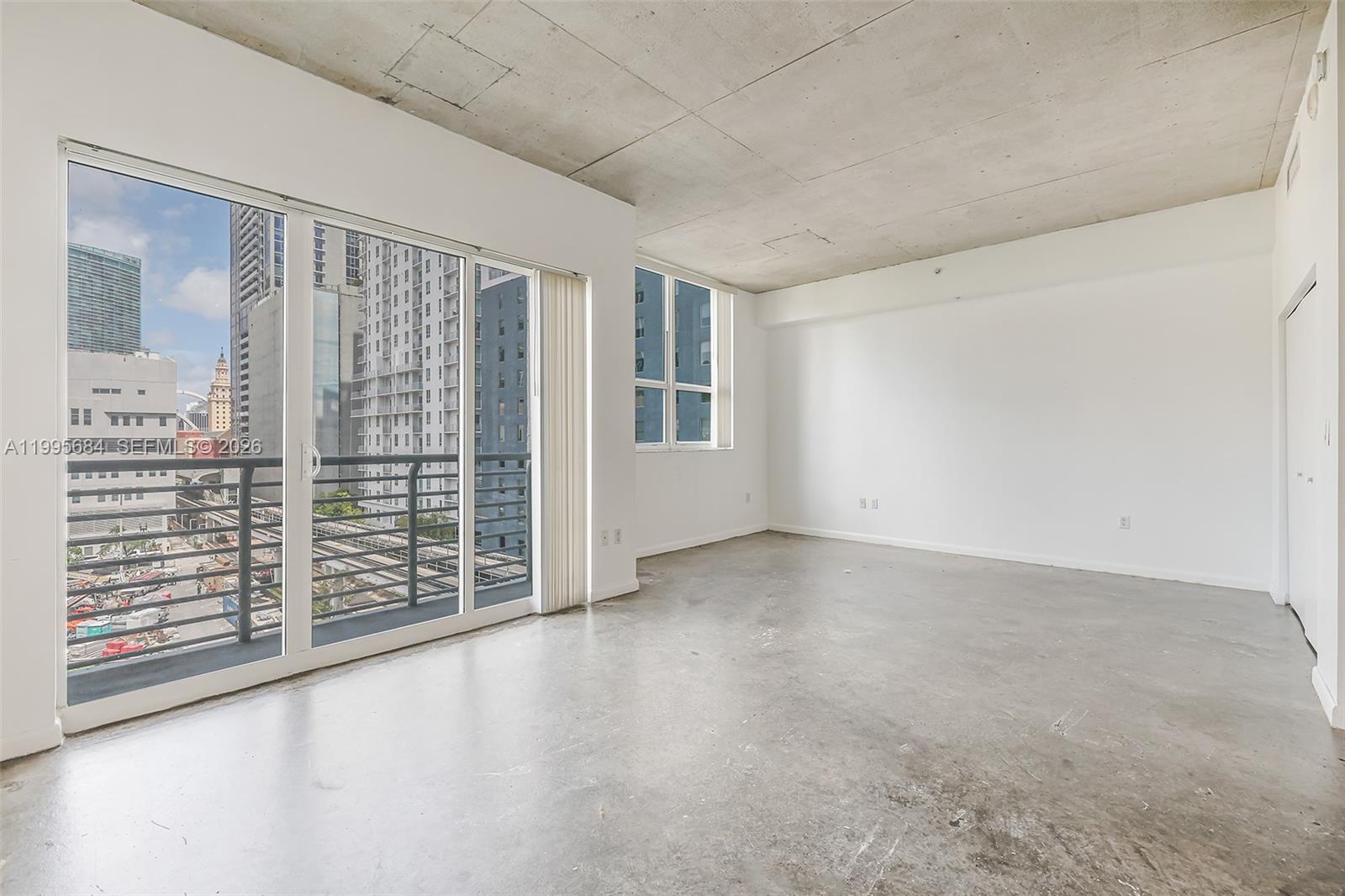 THE LOFT DOWNTOWN II COND - Residential