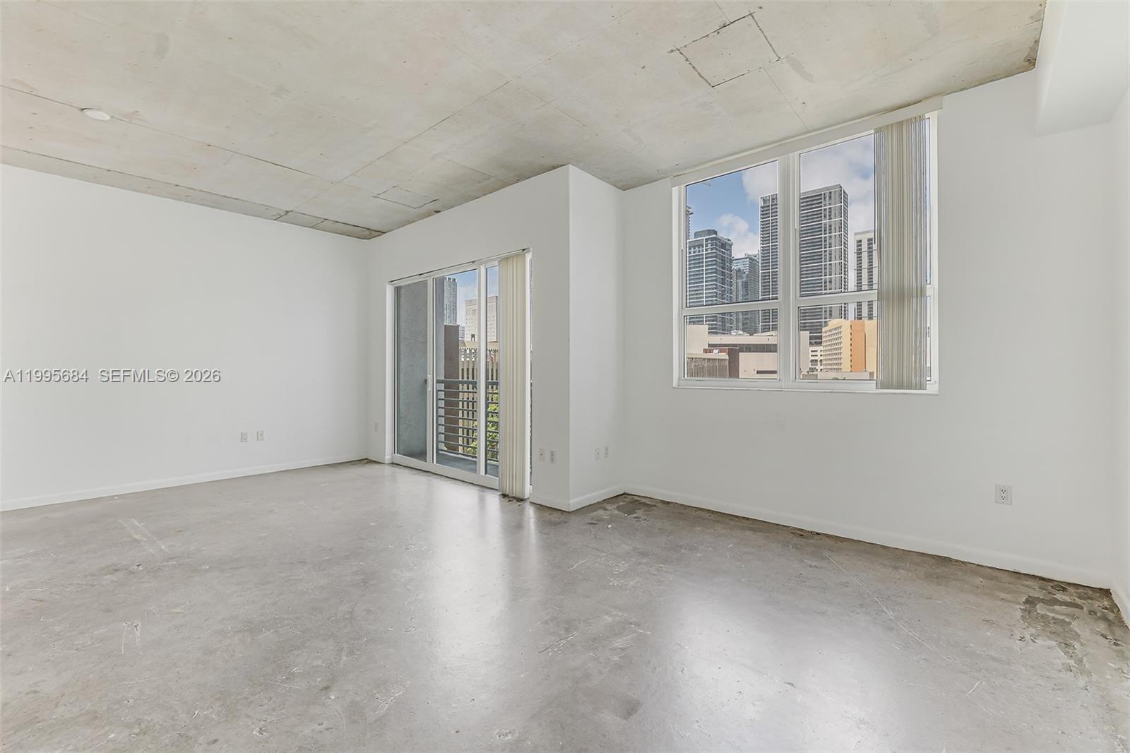 THE LOFT DOWNTOWN II COND - Residential