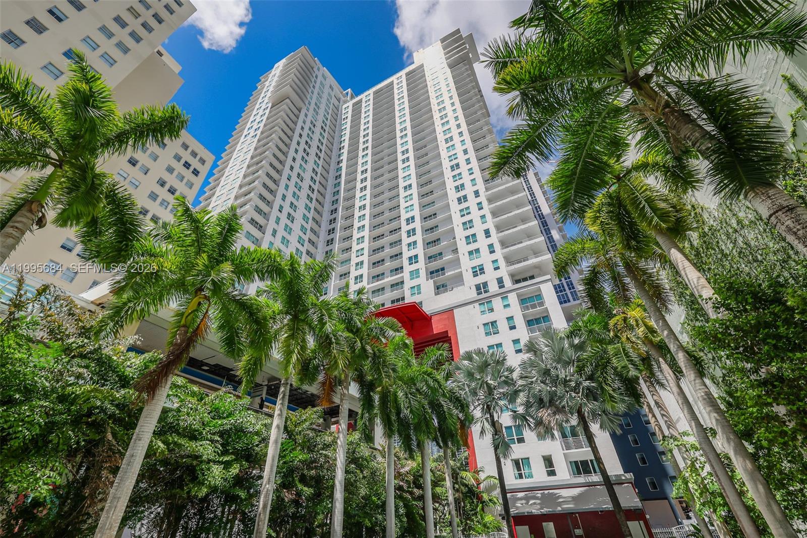 THE LOFT DOWNTOWN II COND - Residential