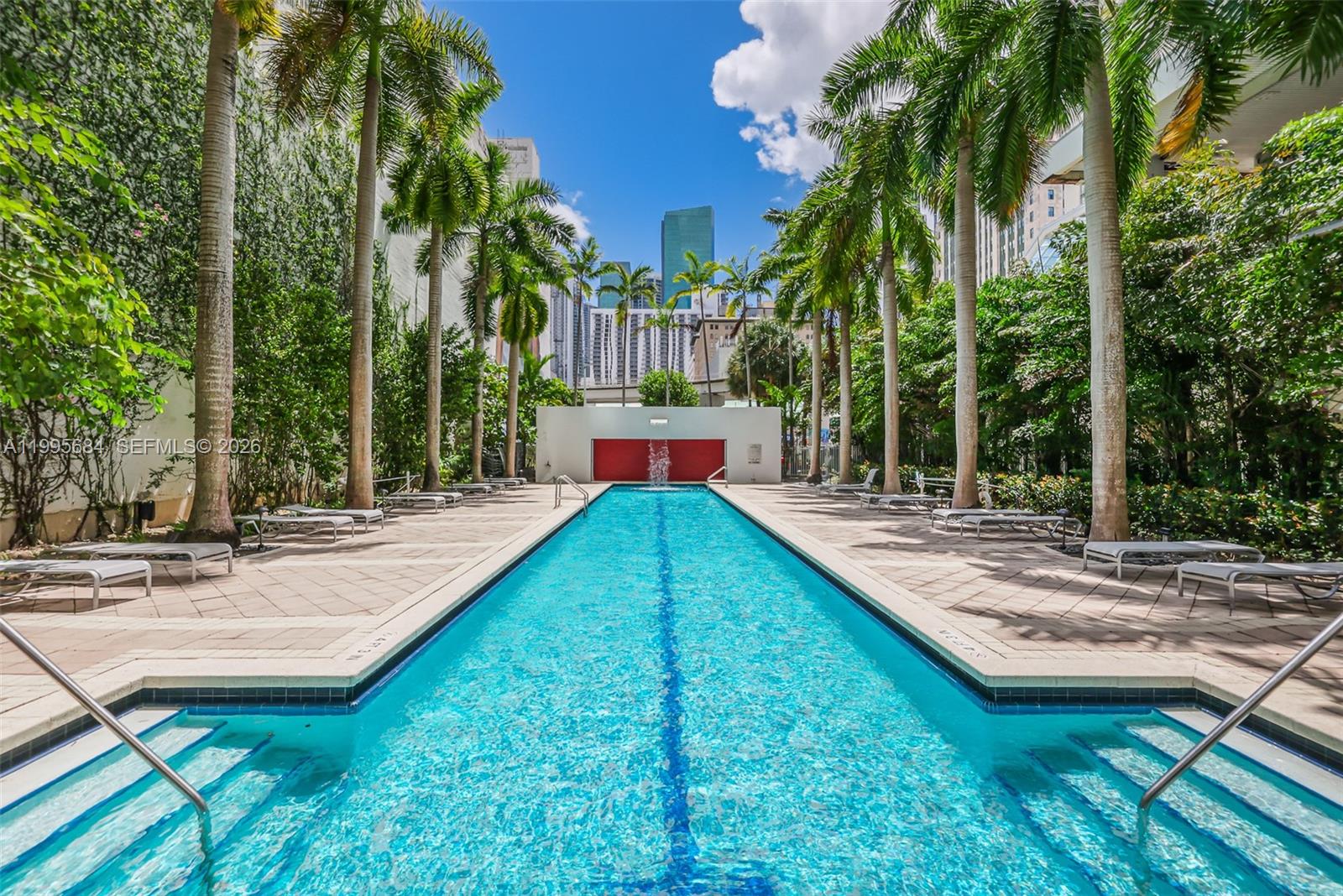 THE LOFT DOWNTOWN II COND - Residential