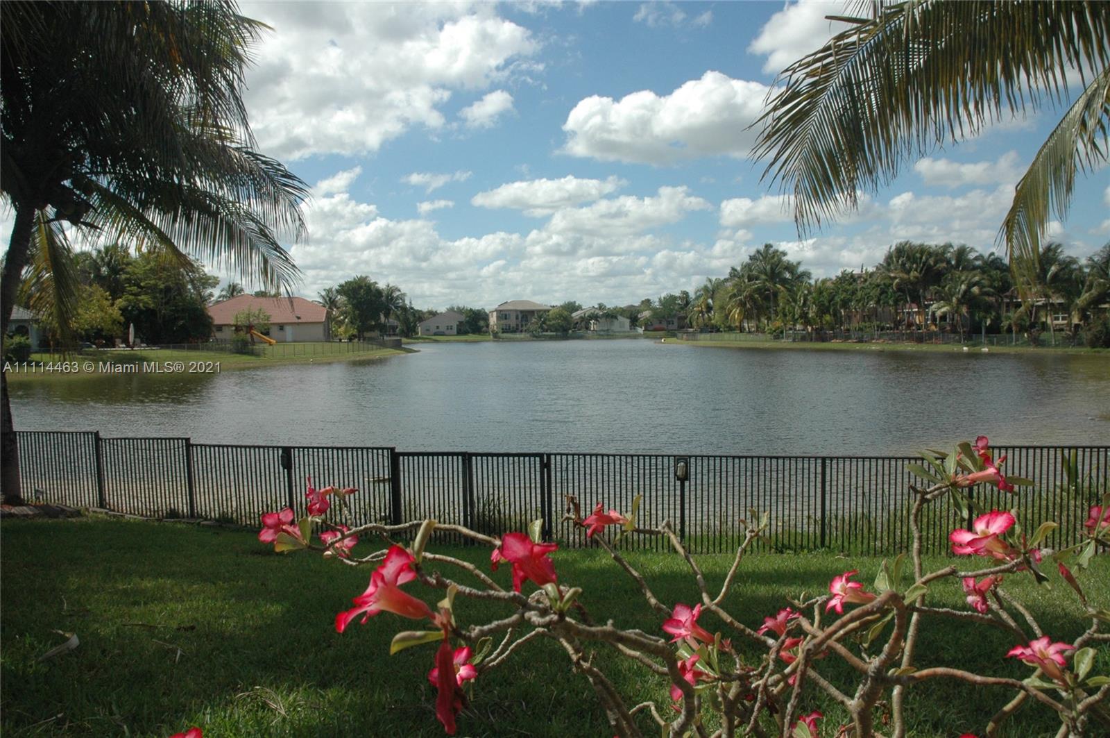 SUNSET LAKES PLAT TWO - Residential
