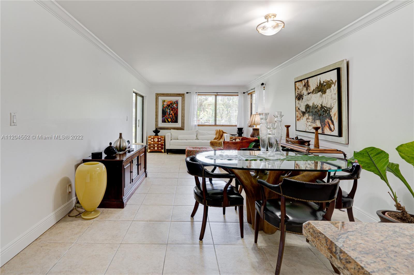 RACQUET CLUB VILLAGE APTS - Residential