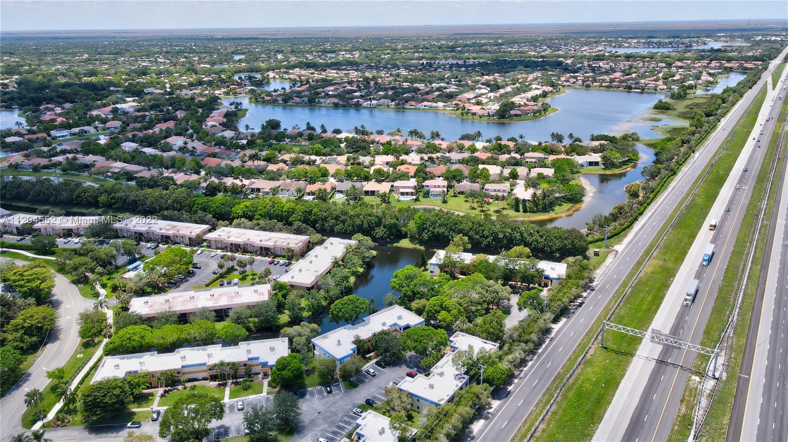 RACQUET CLUB VILLAGE APTS - Residential