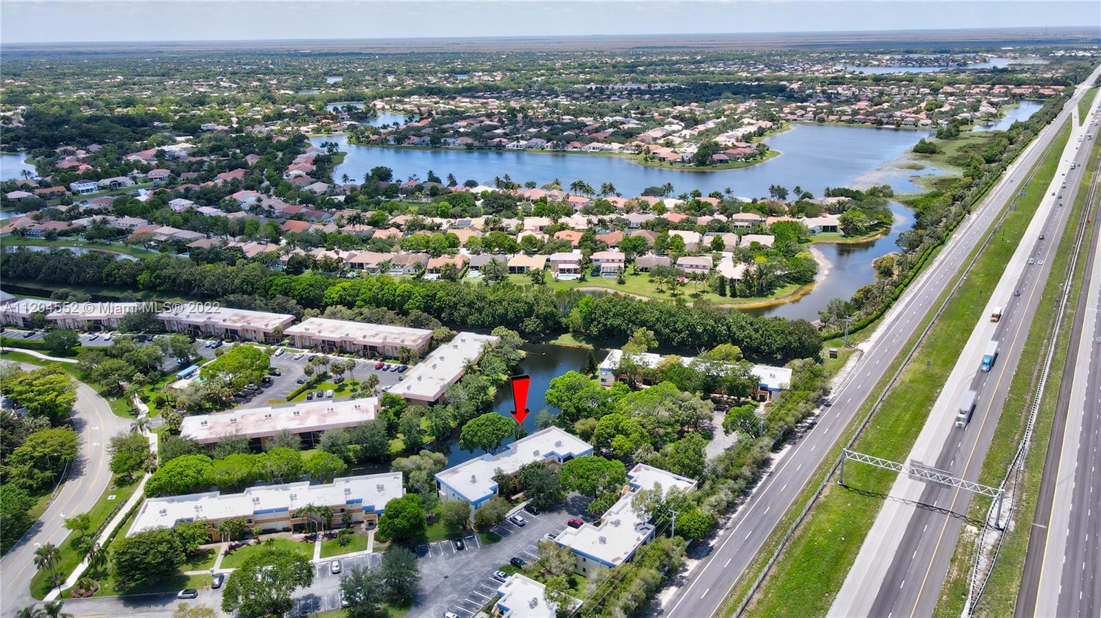 RACQUET CLUB VILLAGE APTS - Residential