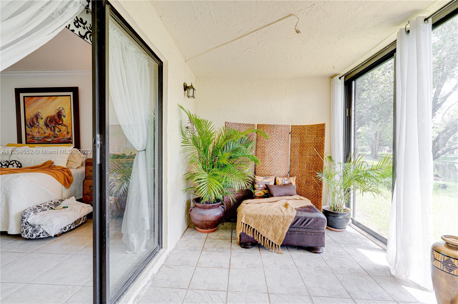 RACQUET CLUB VILLAGE APTS - Residential