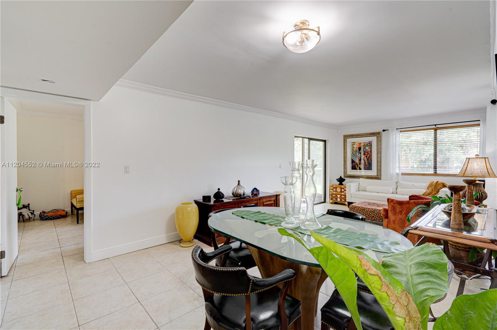 RACQUET CLUB VILLAGE APTS - Residential