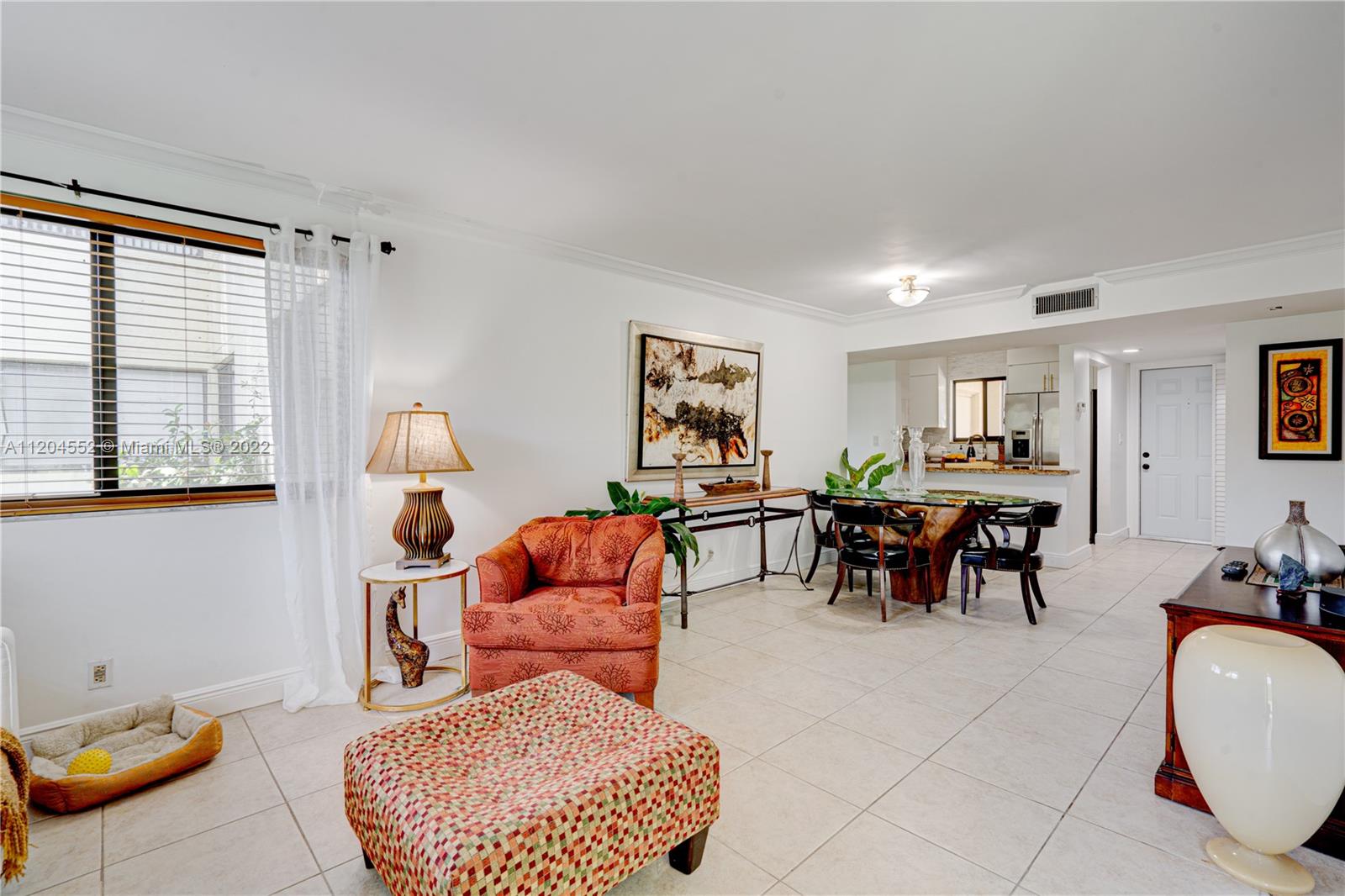 RACQUET CLUB VILLAGE APTS - Residential