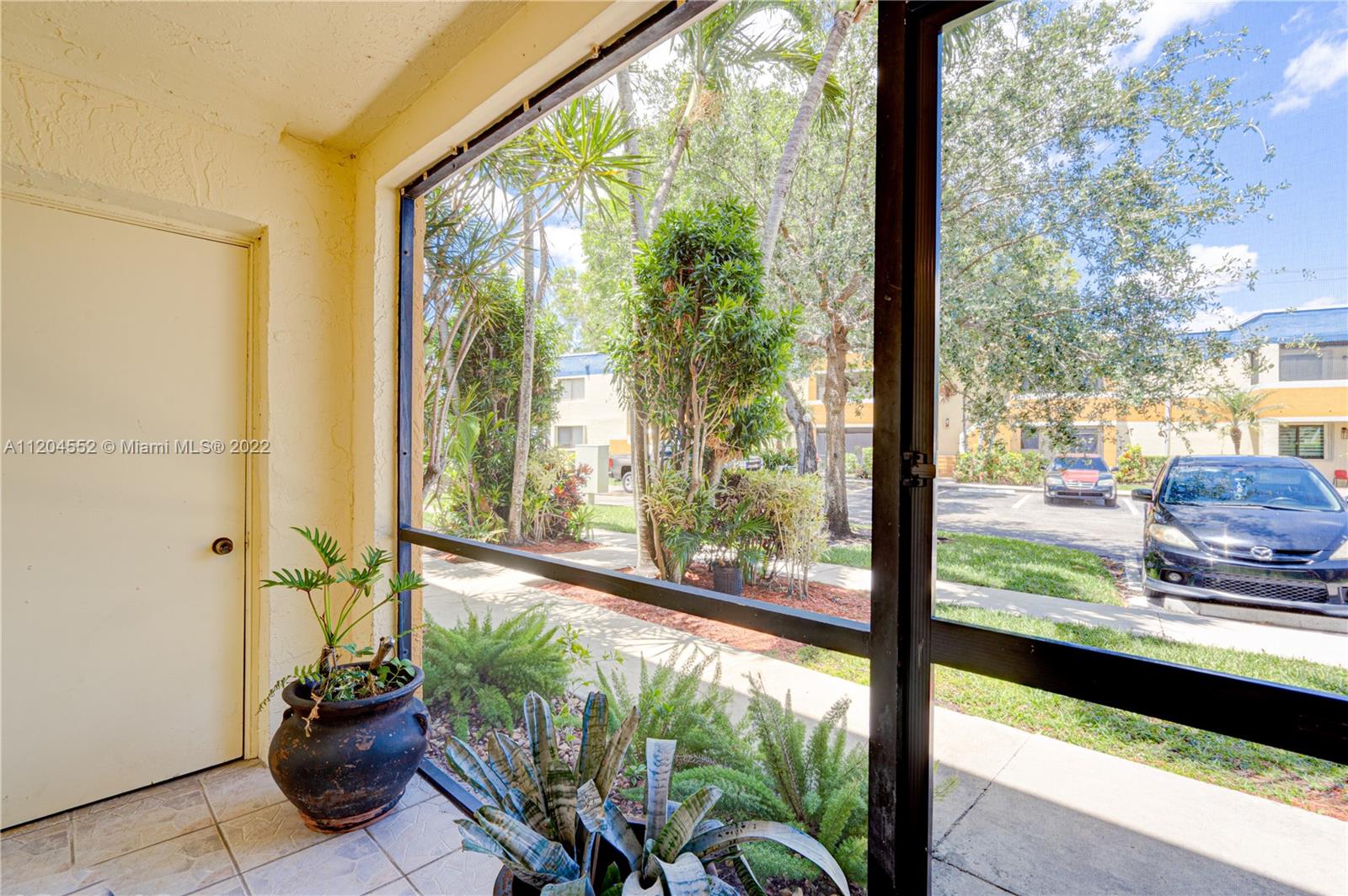 RACQUET CLUB VILLAGE APTS - Residential