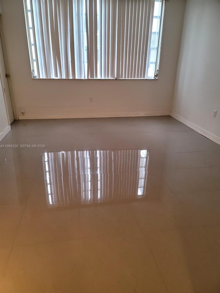 JADE WINDS GROUP BAMBOO G - Residential