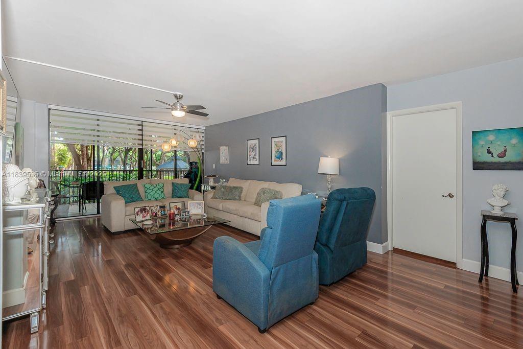 2814 N 46th Ave H277