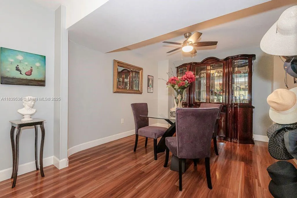 Hollywood, Florida 33021, United States, 2 Bedrooms Bedrooms, ,2 BathroomsBathrooms,Residential,Active,171164