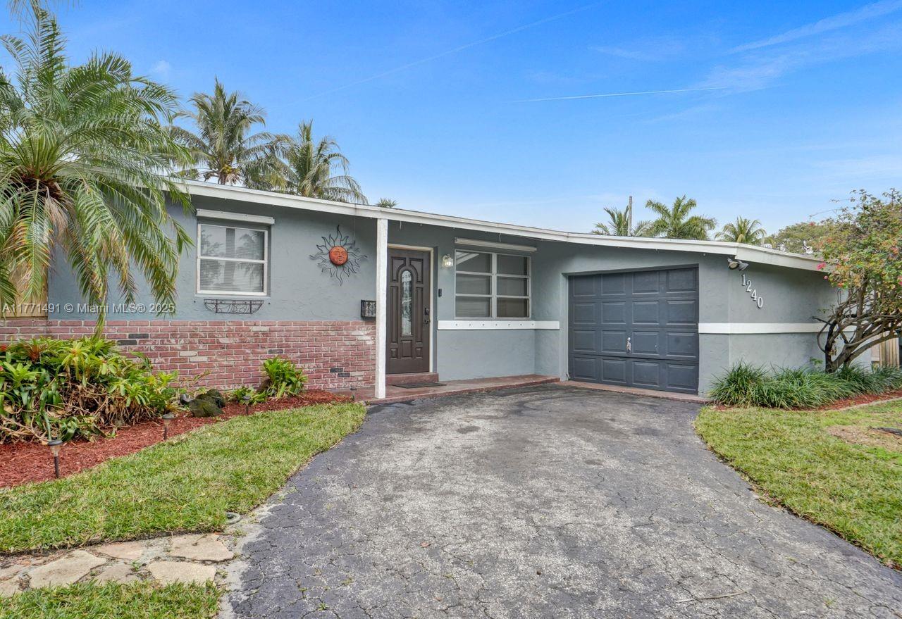 1240 NW 41st St
