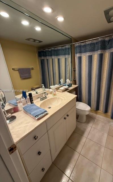 MEADOWBROOK LAKES CONDO - Residential