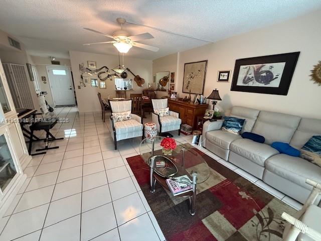 MEADOWBROOK LAKES CONDO - Residential