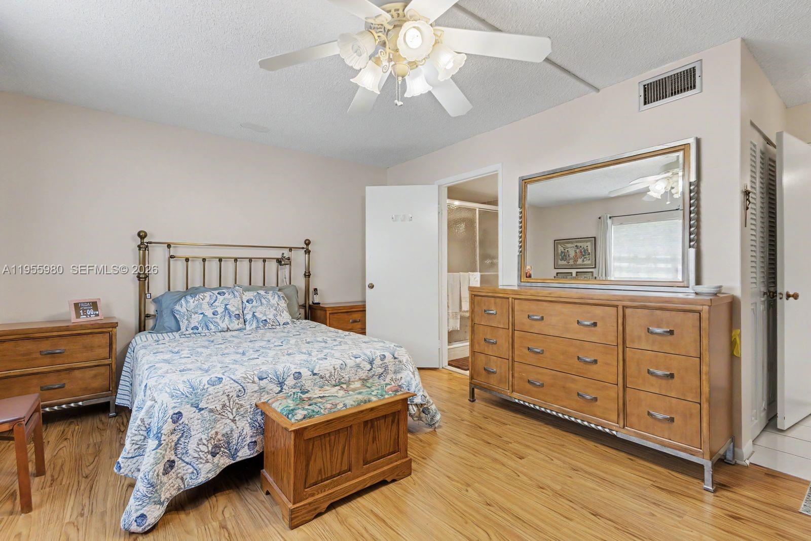 MEADOWBROOK LAKES CONDO - Residential