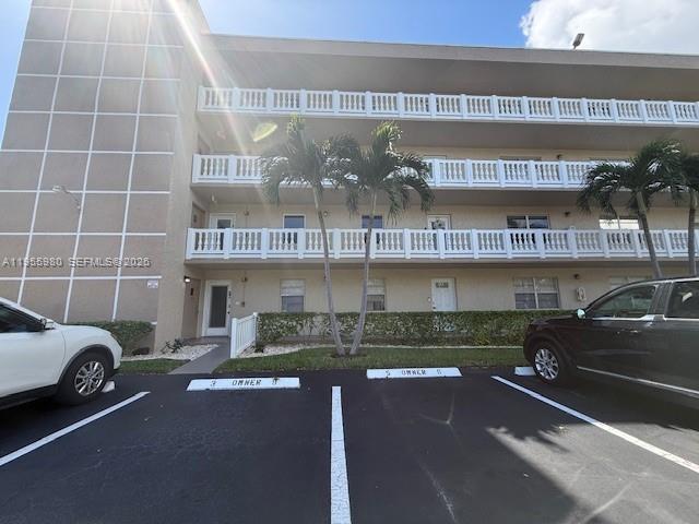 MEADOWBROOK LAKES CONDO - Residential