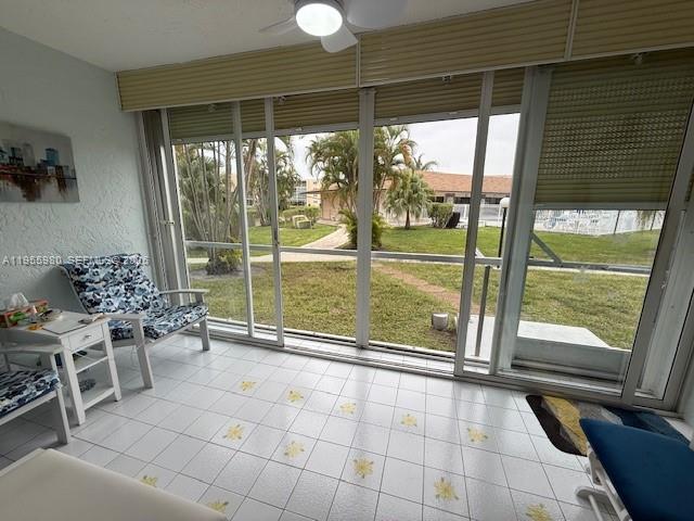 MEADOWBROOK LAKES CONDO - Residential